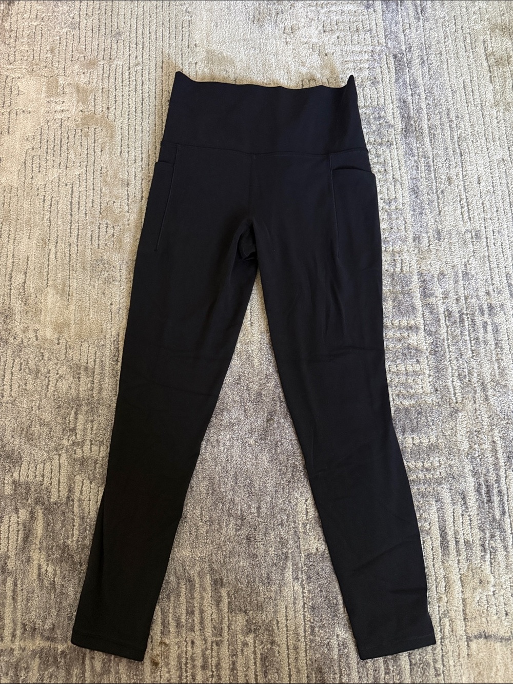 Athleta Salutation Stash 7/8 Tight - XS